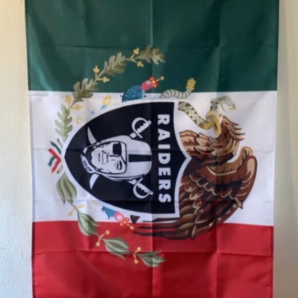 NFL RAIDERS LOGO 3’x5’ Mexican Flag! - Picture 1 of 3